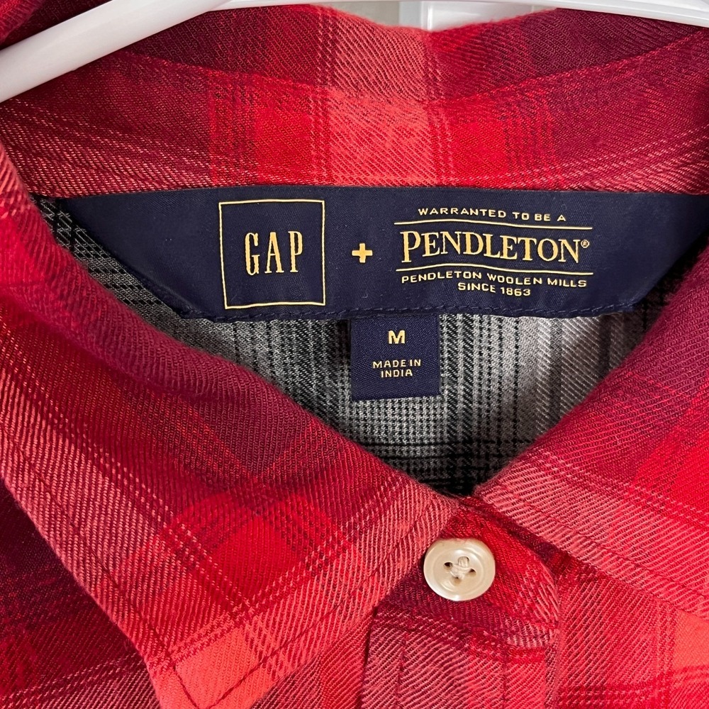 Gap + Pendleton Boyfriend Flannel Button Down Shi… - image 3